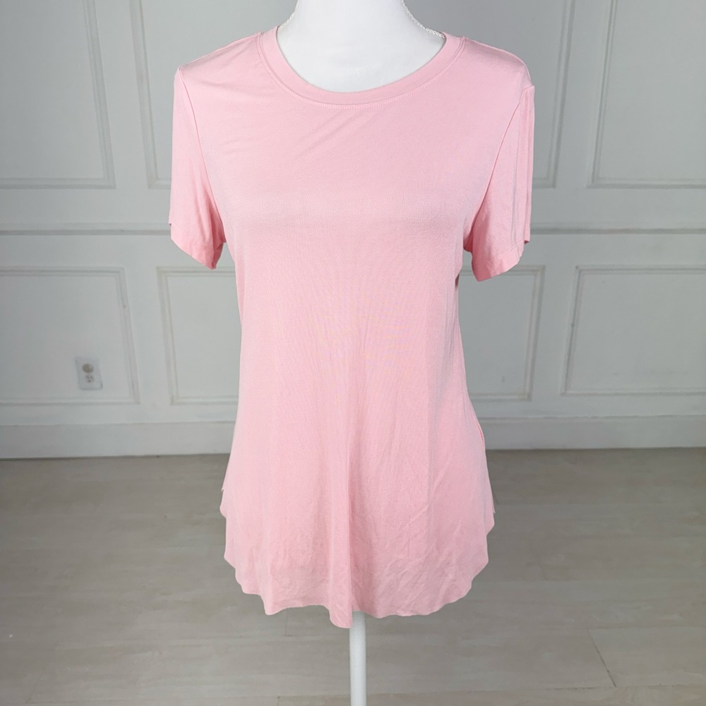EVERY T-Shirt Womens Medium‎ Pink Short Sleeve Crew Neck Rayon Blend Lightweight